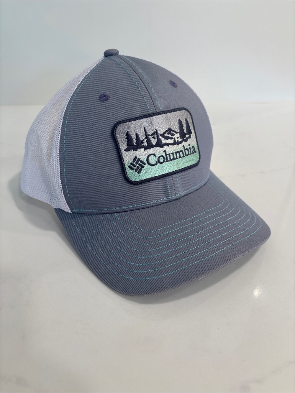 Columbia Women’s Gray and WhiteTrucker Hat